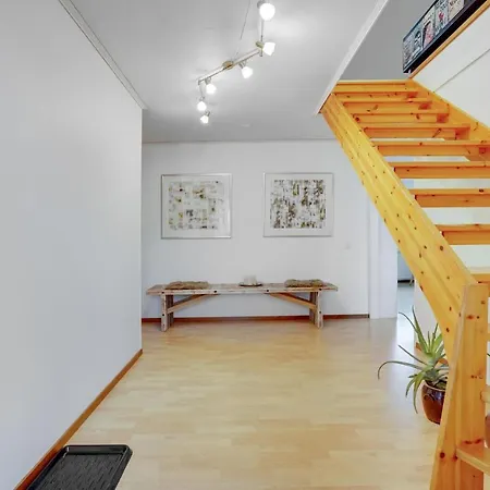 4 Bedroom Beautiful In Holiday home