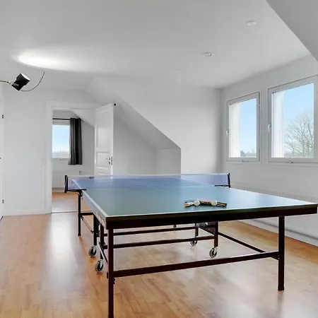 4 Bedroom Beautiful In