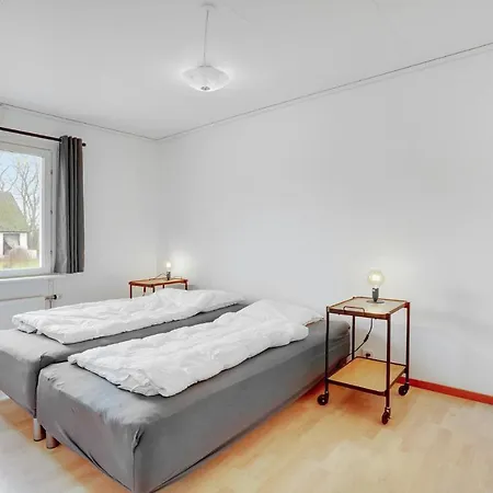 Semesterbostad 4 Bedroom Beautiful In