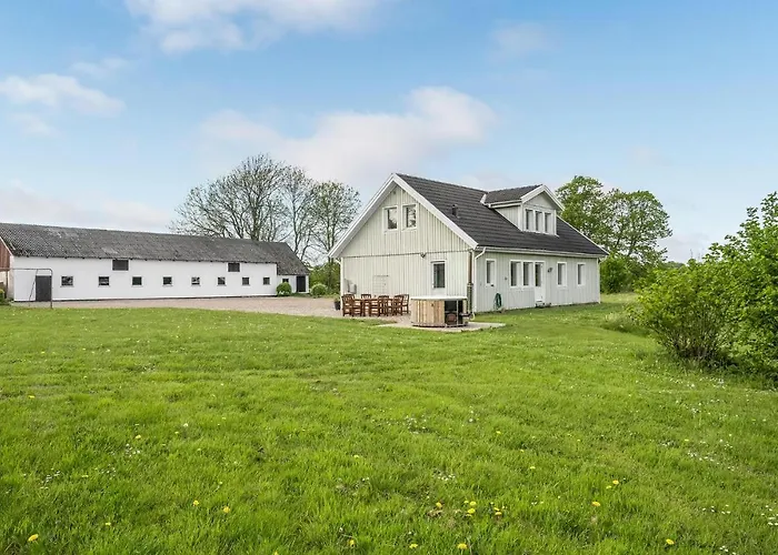 Beautiful In * Sonder Stenderup